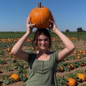 Meet your Posher, Lily